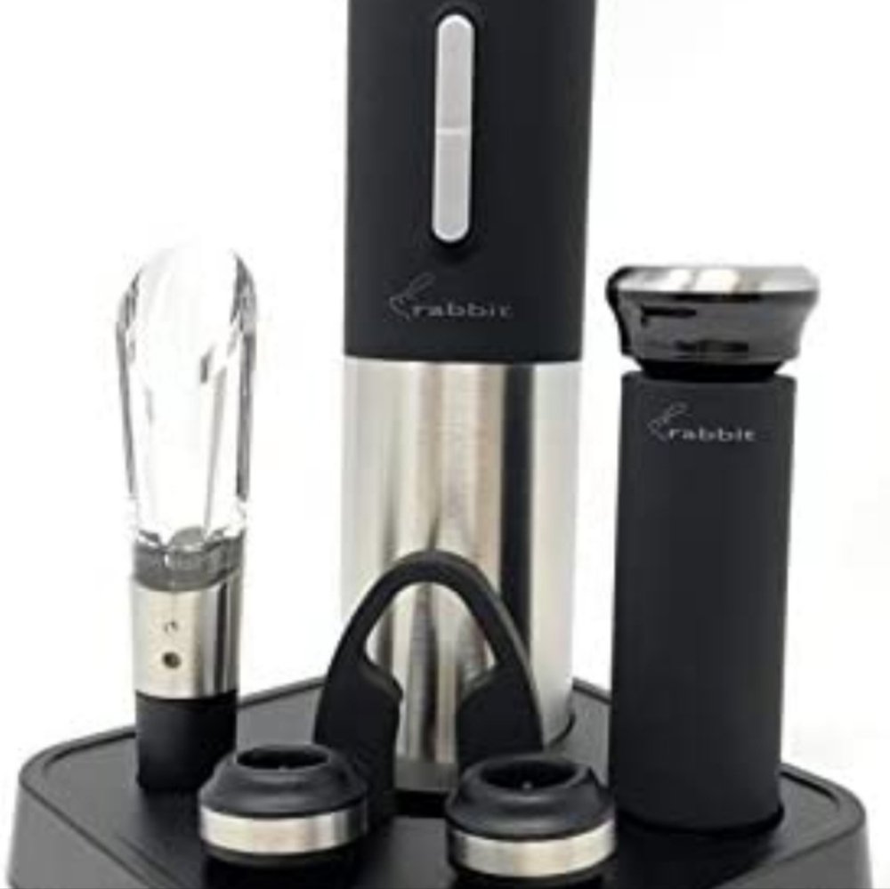 *NWOT Rabbit Electric Wine Set - Picture 3 of 4